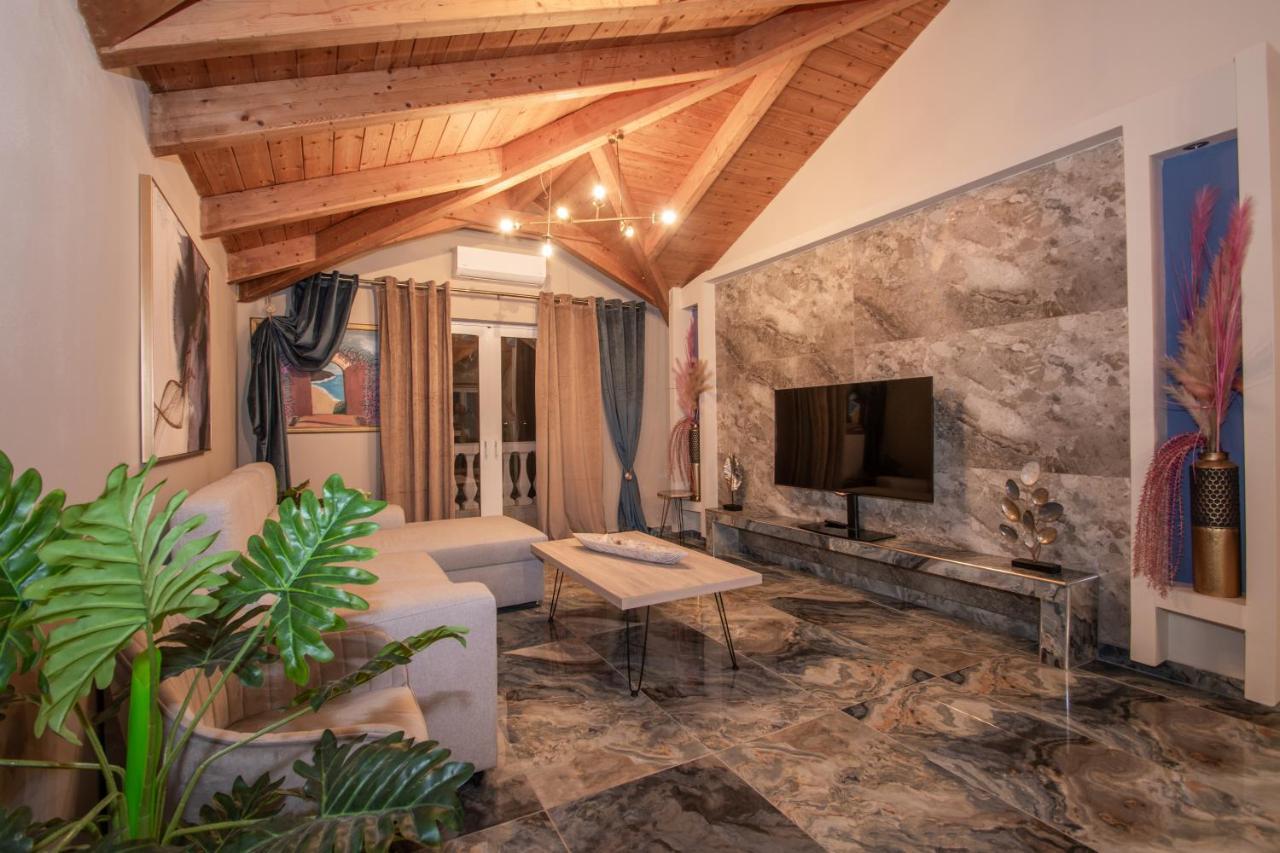 Casa Di Voz Shared Villa Studios With Free Gym Services By "Elite" Gaitani Exterior foto